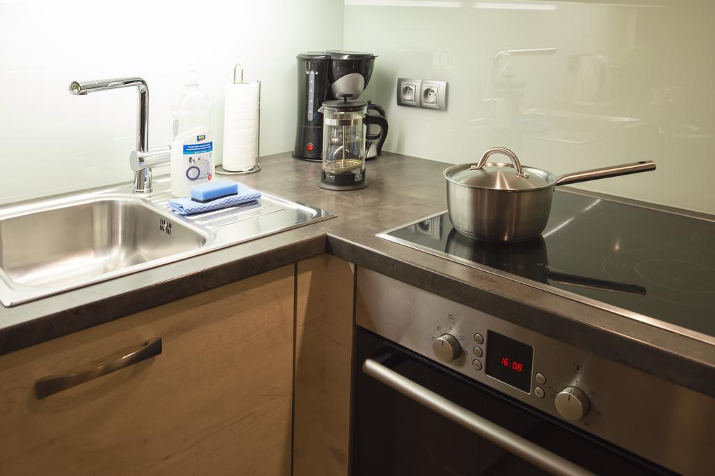 Modern Apartment Vsehrdova براغ المظهر الخارجي الصورة